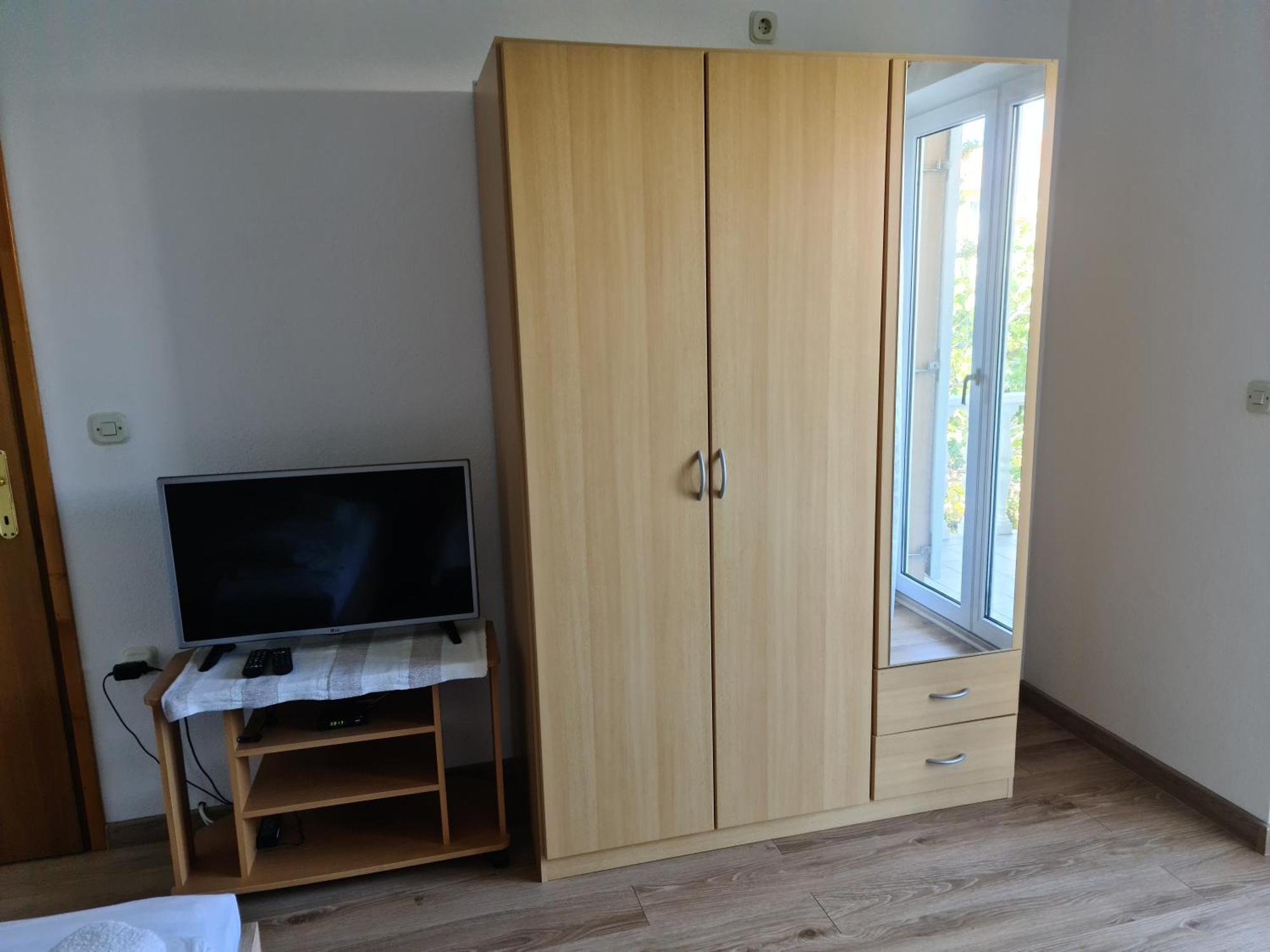 Apartments Mihalic Šilo Buitenkant foto