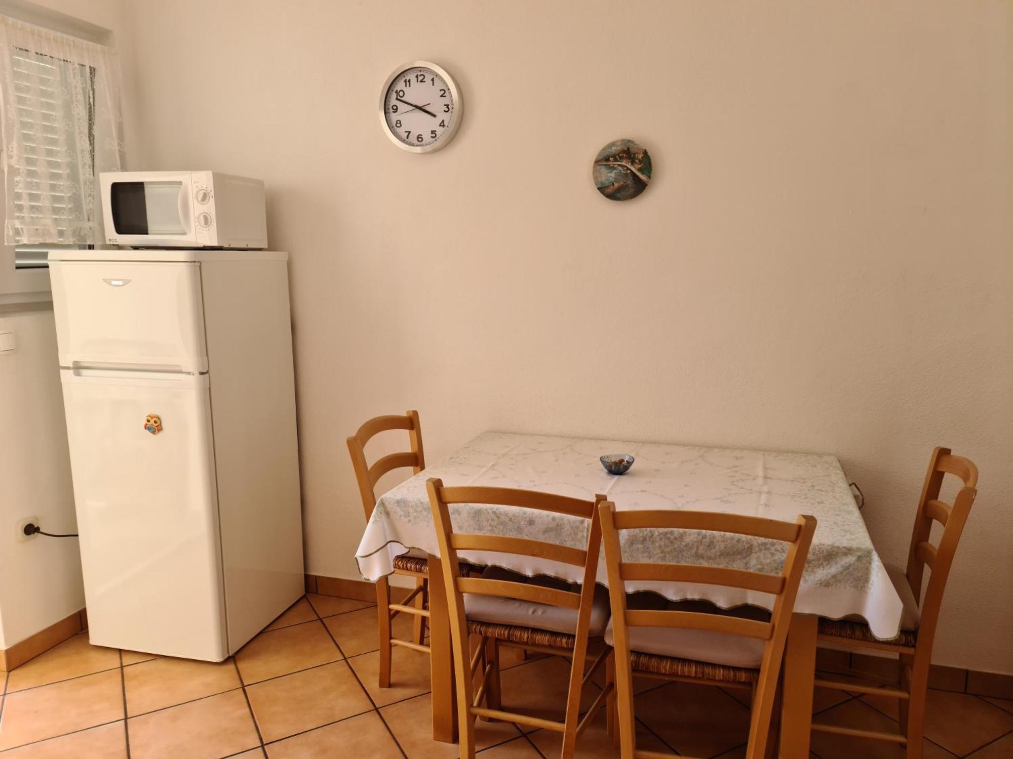 Apartments Mihalic Šilo Buitenkant foto